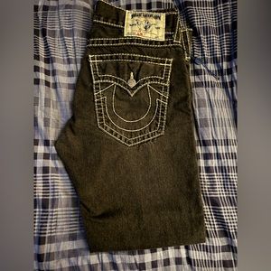 True religion jeans 100% authentic.Barely used with charm.